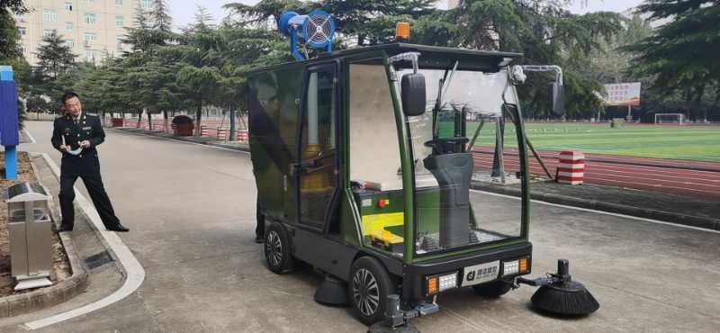 北京、武漢軍隊(duì)交機(jī)DJ2300GYWP掃地機(jī)